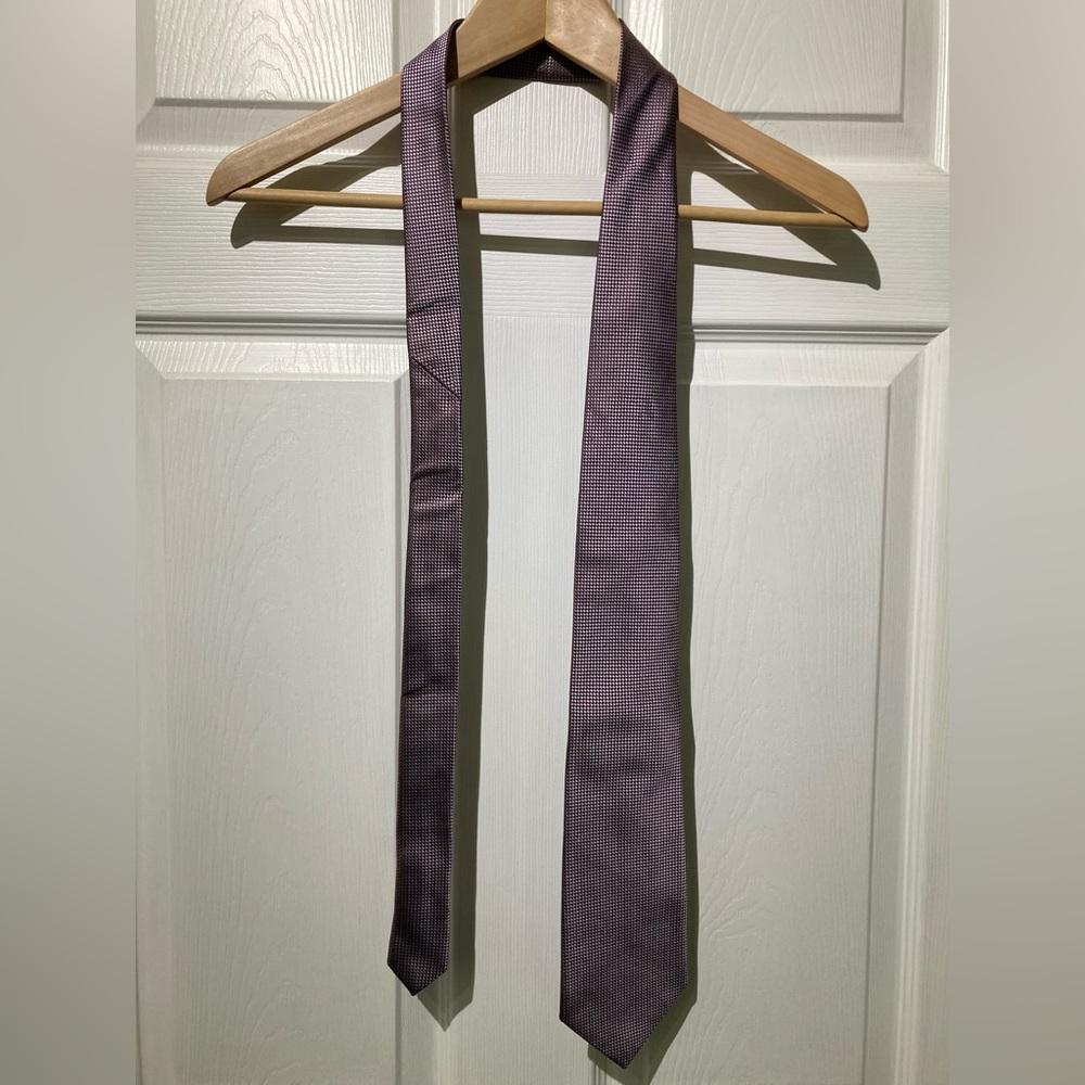 Tom Ford lilac lavender diamond weave silk tie